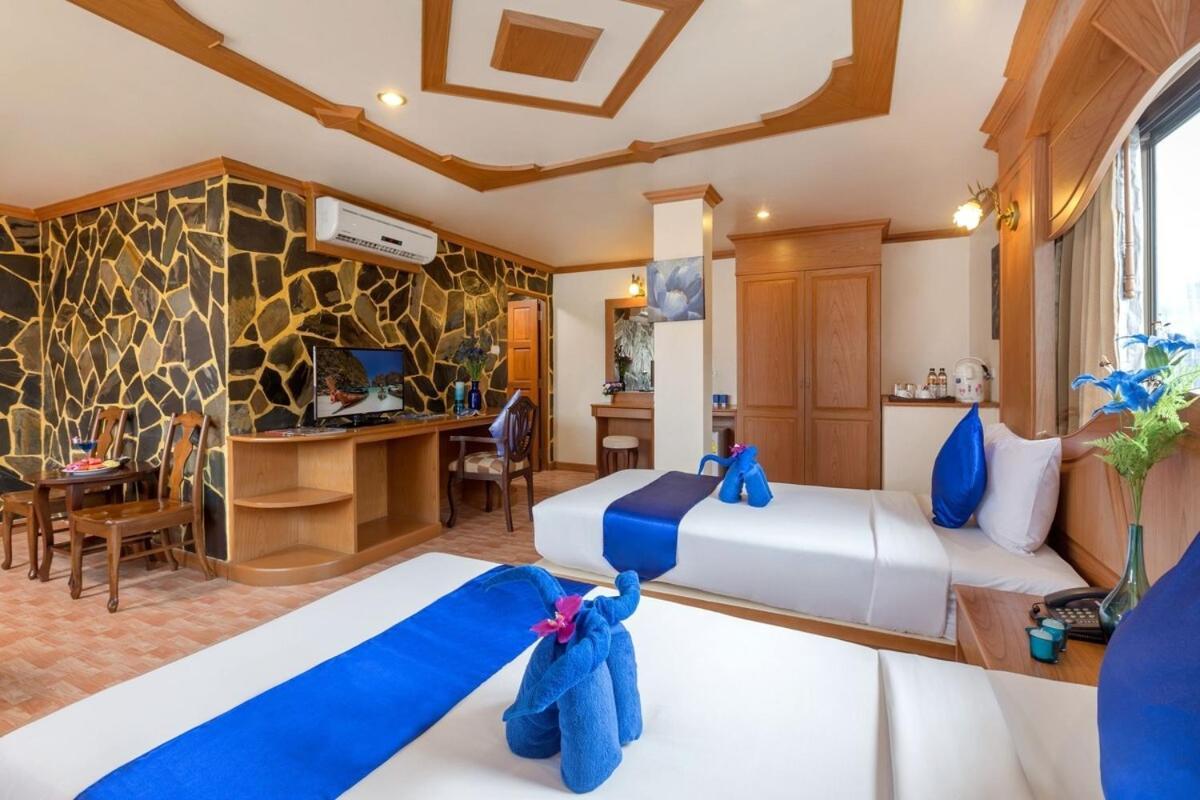 Tiger Complex By Eyg Hotell Patong Eksteriør bilde