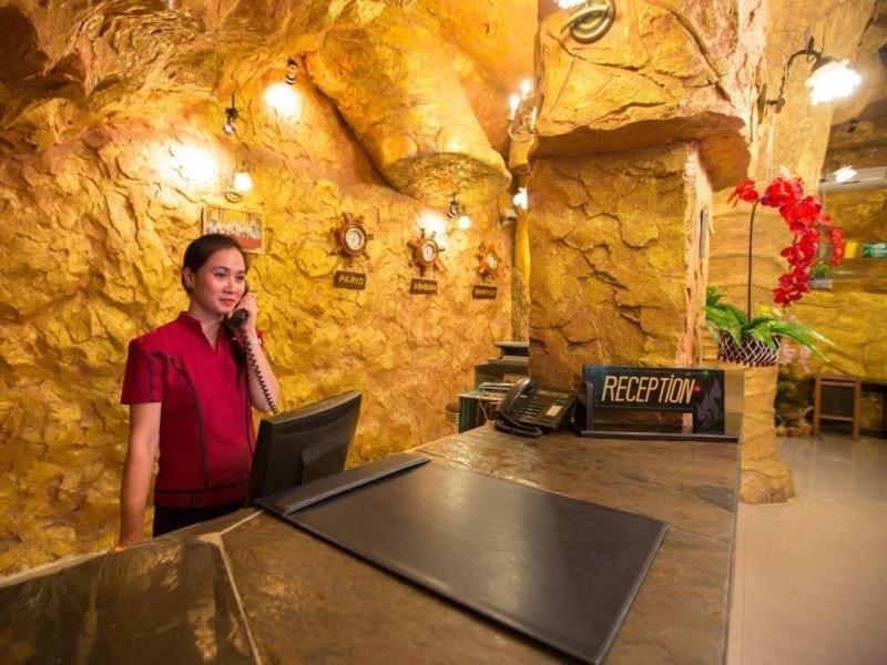 Tiger Complex By Eyg Hotell Patong Eksteriør bilde